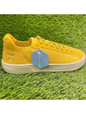 Flux Footwear Adapt Knit Trainer Yellow Womens Size 7.5 Athletic Shoes Sneakers